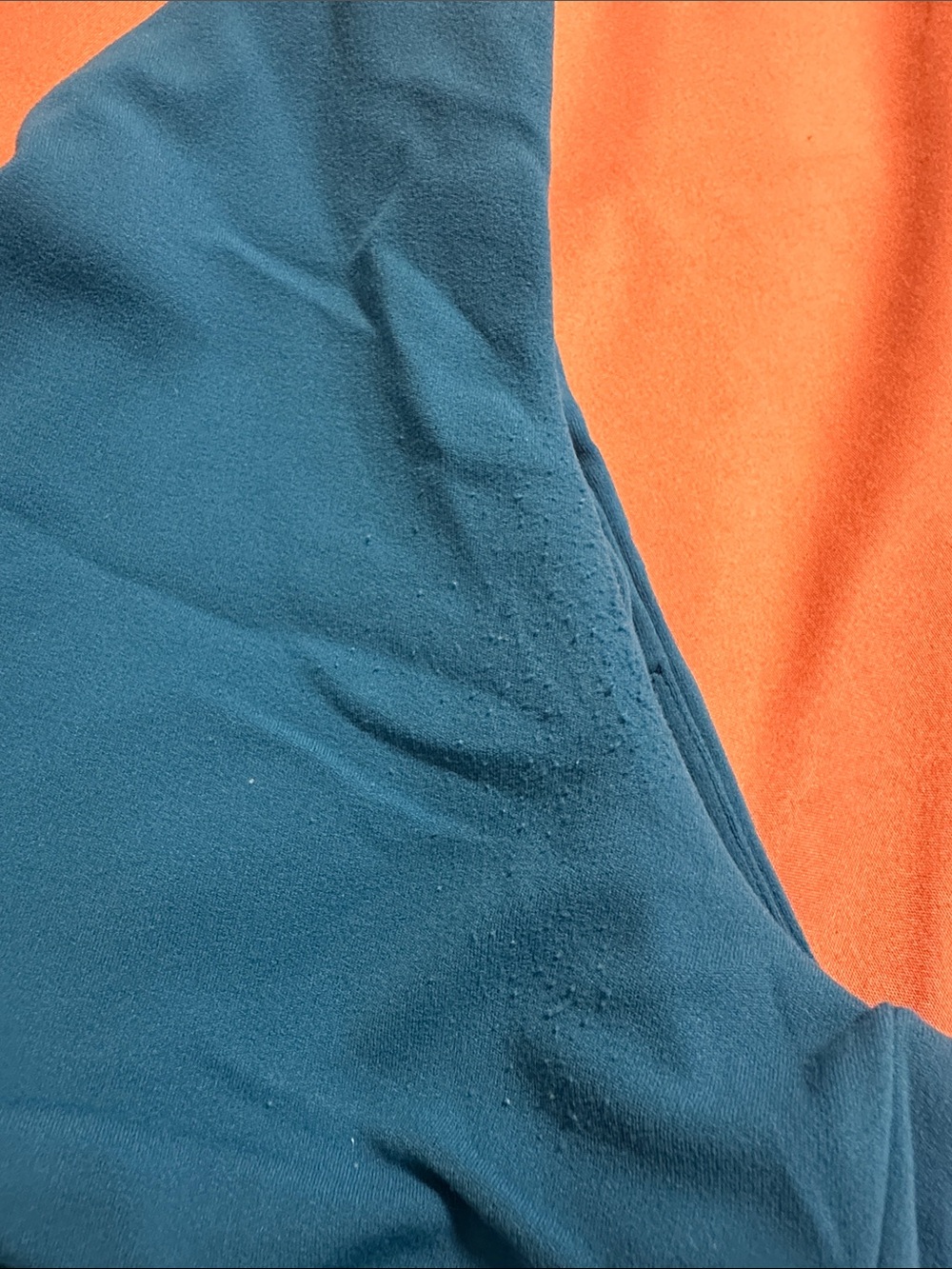 One-Shoulder Lululemon Set - Picture 4 of 4